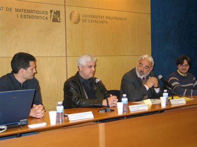 050302_conferencia_gonzalez-meneses_03.jpg