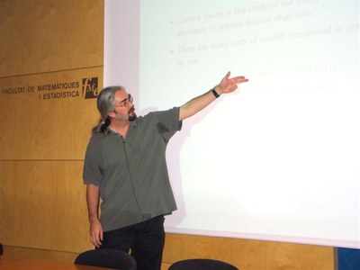 050316_conferencia_lewis_2.jpg