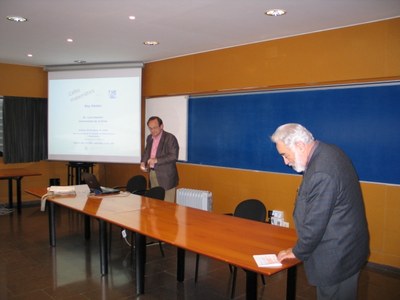 070124_conferencia_espanol.jpg