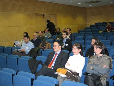 081204_2n_seminari_met_1.jpg