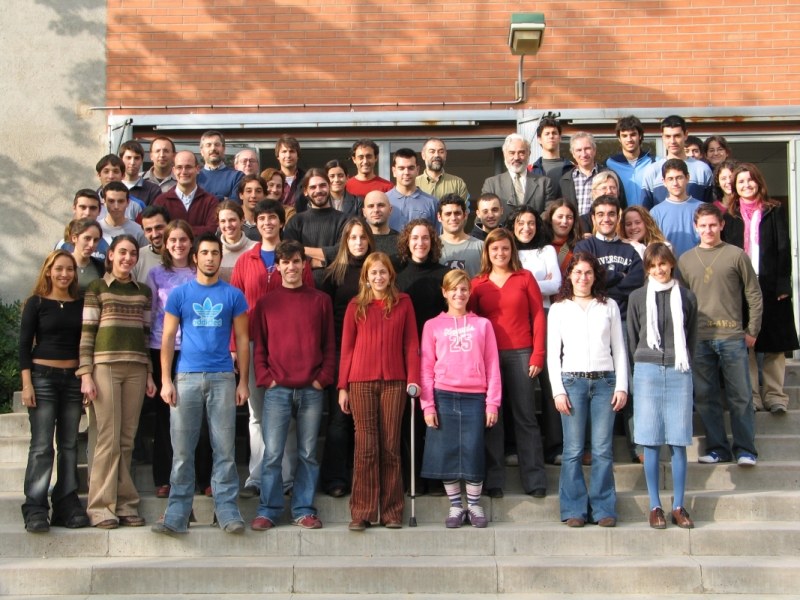 fotogrup_dipest.jpg