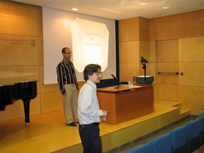 060503_conferencia_munoz_1.jpg