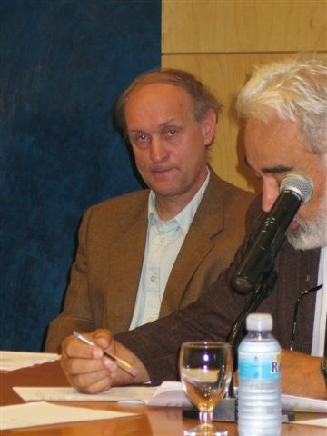 051109_sc_taula_rodona_2.jpg
