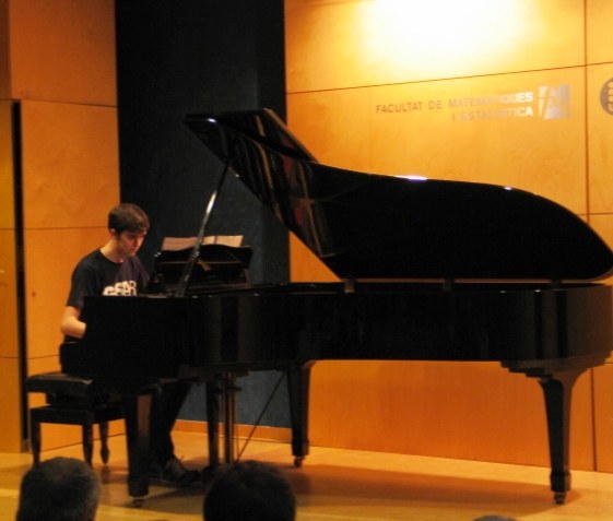 Beñat Irastorza al piano
