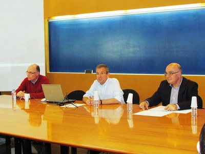 Doctorat, màsters i recerca: continuar la via acadèmica o docent 16/05/2012