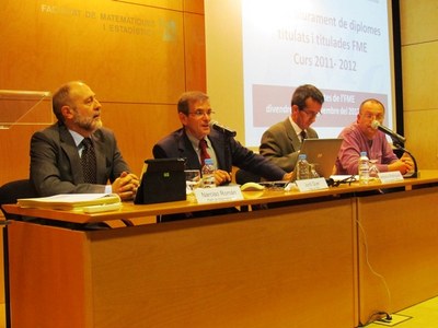 Presentació acte diplomes a càrrec de Jordi Quer, degà de l'FME