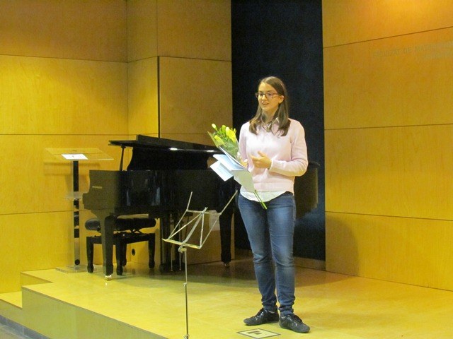 Paraules d'agraïment de l'Elisabet Burjons en nom de l'organització del concert