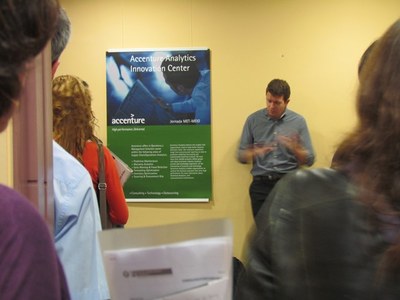 Pòster Accenture