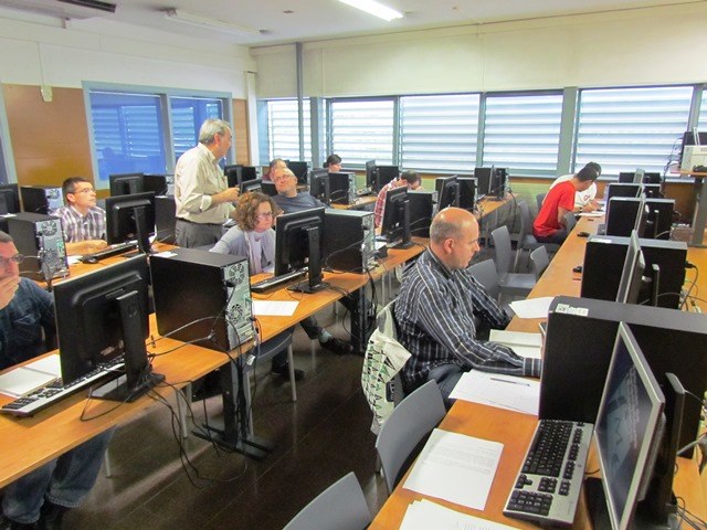 Amb el professor Jaume Soler, coordinador del curs