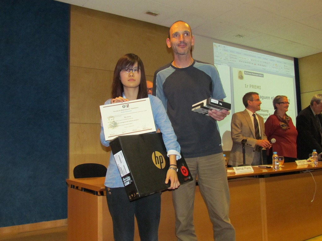 Primer premi: Wei Huang i el tutor Berenguer Sabadell de l'INS Santa Eugènia de Girona