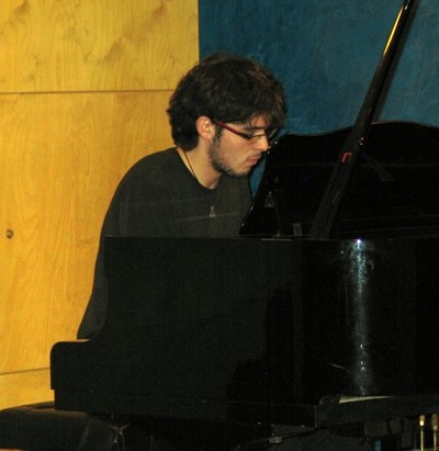 Tomàs Sanz al piano