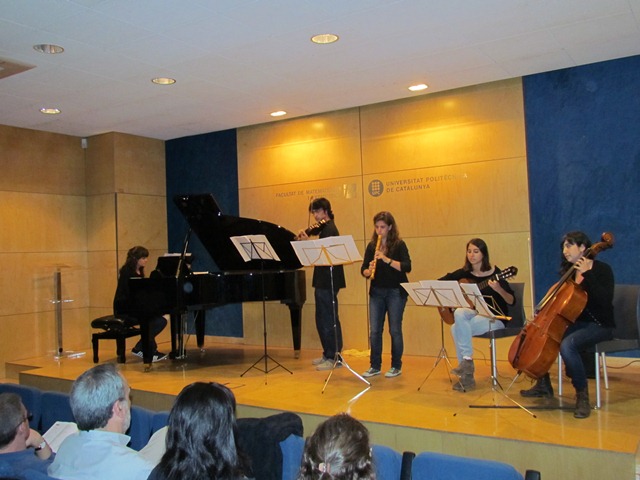 Grup de 2n (Guillem Alsina al violí, Marina Garrote al Cello, Paula Subías a la Flauta, Laia Casanellas a la guitarra i la Clàuda Masos al piano
