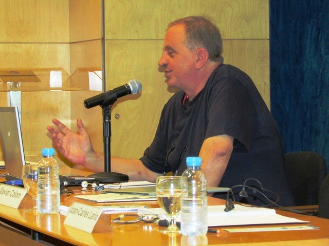 Presentació del ponent a càrrec de Josep González
