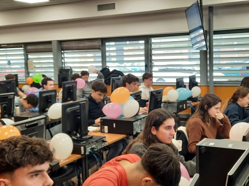 Concurs d'Algorísmia entre l'estudiantat de 2n curs del GM