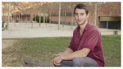 En Bru Martinell, estudiant de Mates de l'FME, protagonista al web de la UPC com a president de la colla castellera dels Arreplegats de la Zona Universitària