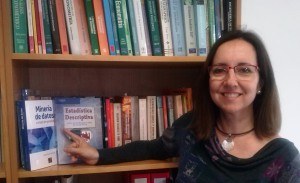 La professora del Grau d'Estadística i del MESIO Manuela Alcañiz, guardonada amb la Distinció a la Qualitat Docent 2015 de la UB